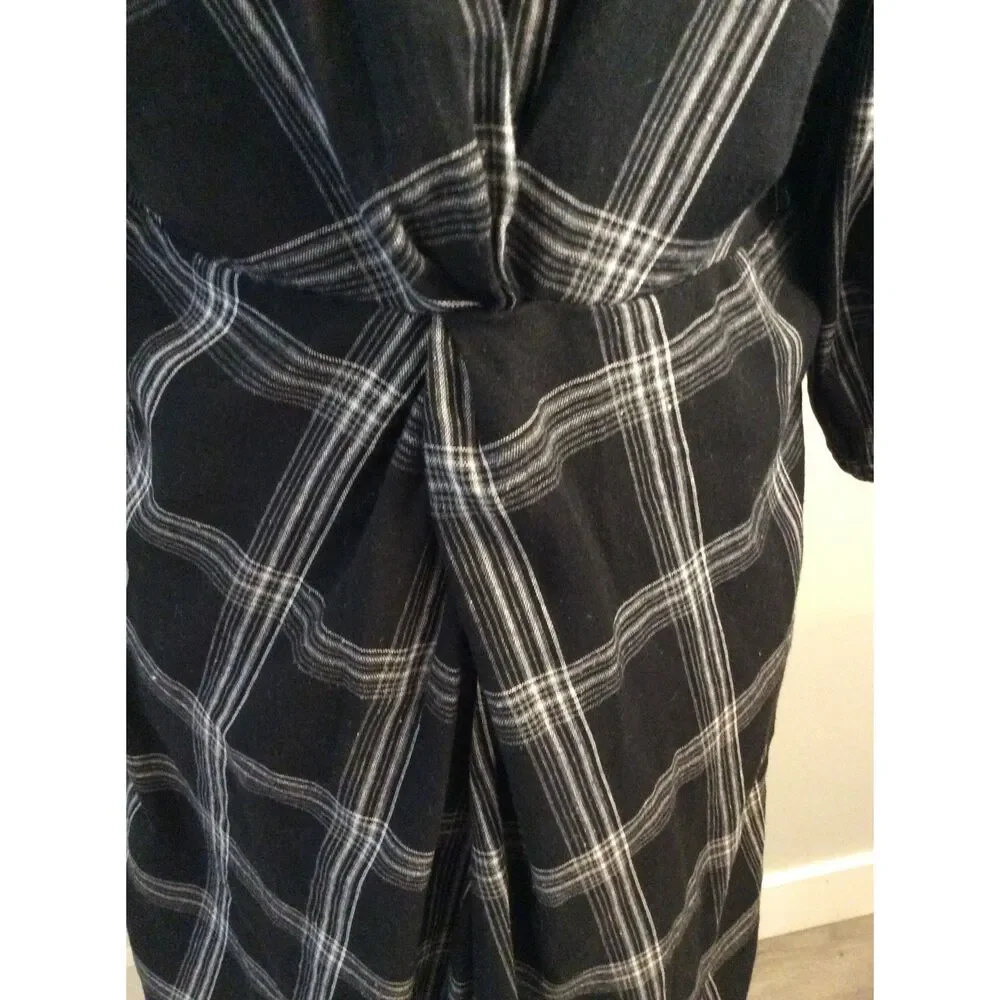 Free People Size 12 V neck Dress 3/4 Sleeve black white Plaid VNC